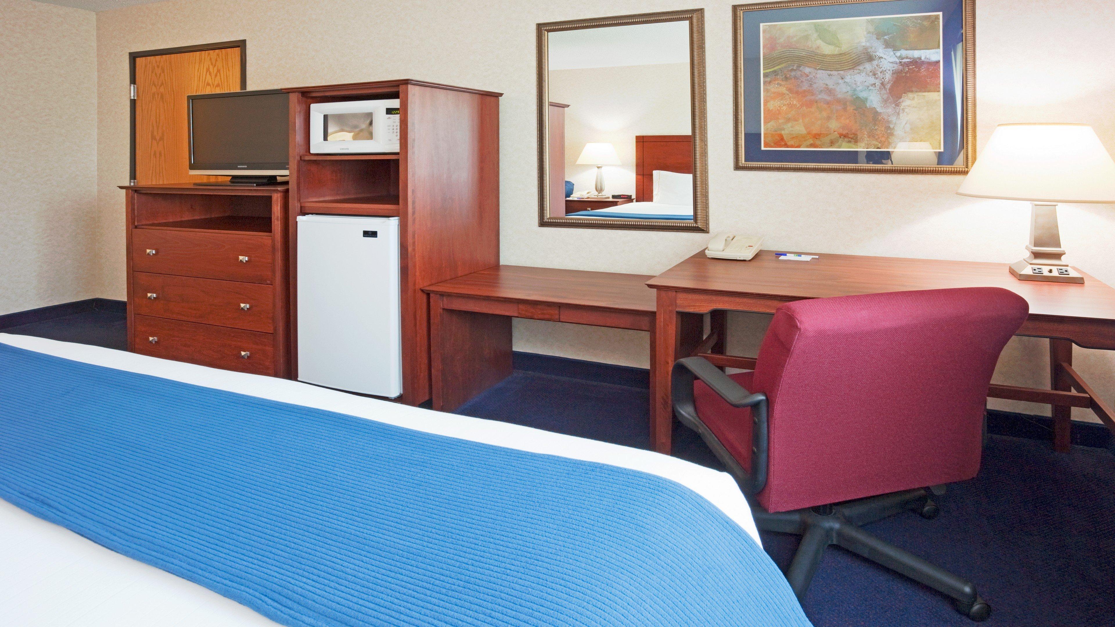 Holiday Inn Express Deforest By Ihg מראה חיצוני תמונה