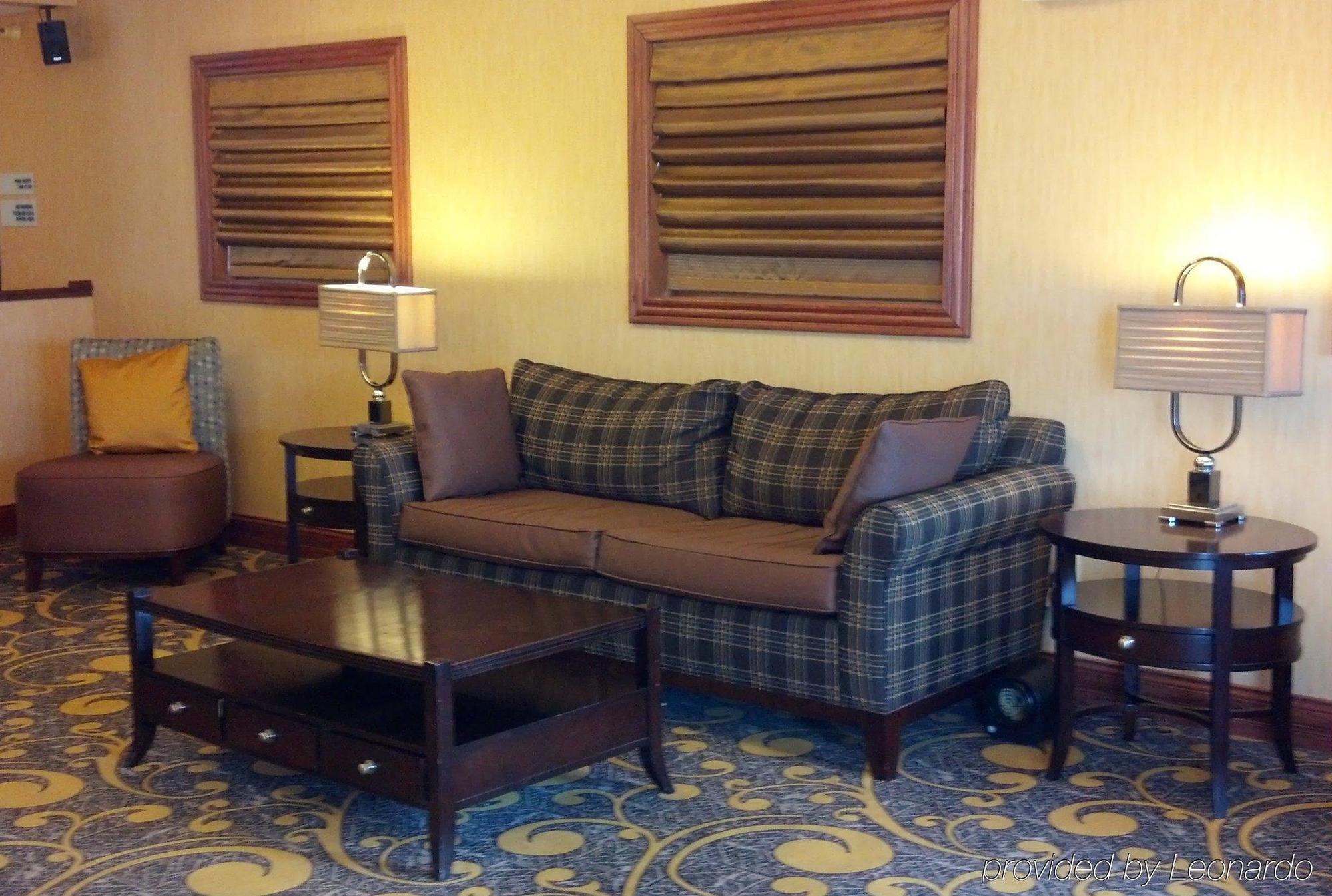 Holiday Inn Express Deforest By Ihg מראה חיצוני תמונה